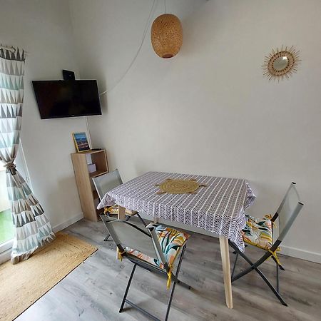 Agréable appartement rénové avec une terrasse vue mer, parking et Wifi gratuit Le Barcarès Exterior foto