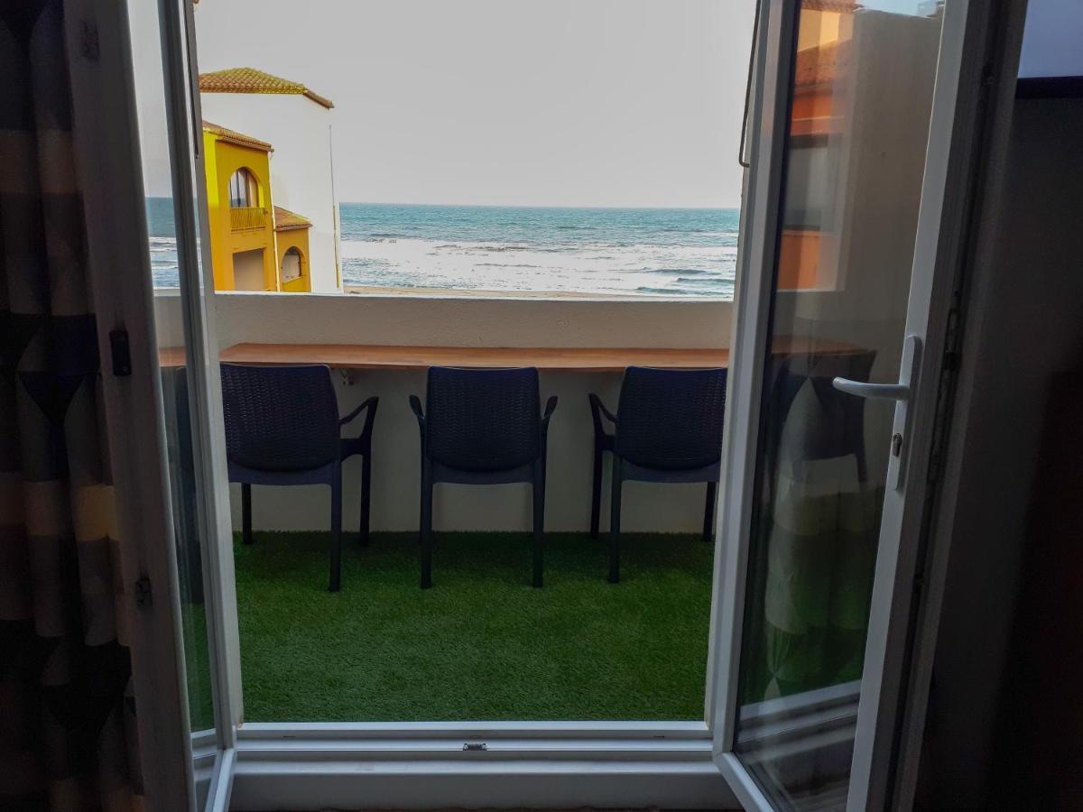 Agréable appartement rénové avec une terrasse vue mer, parking et Wifi gratuit Le Barcarès Exterior foto