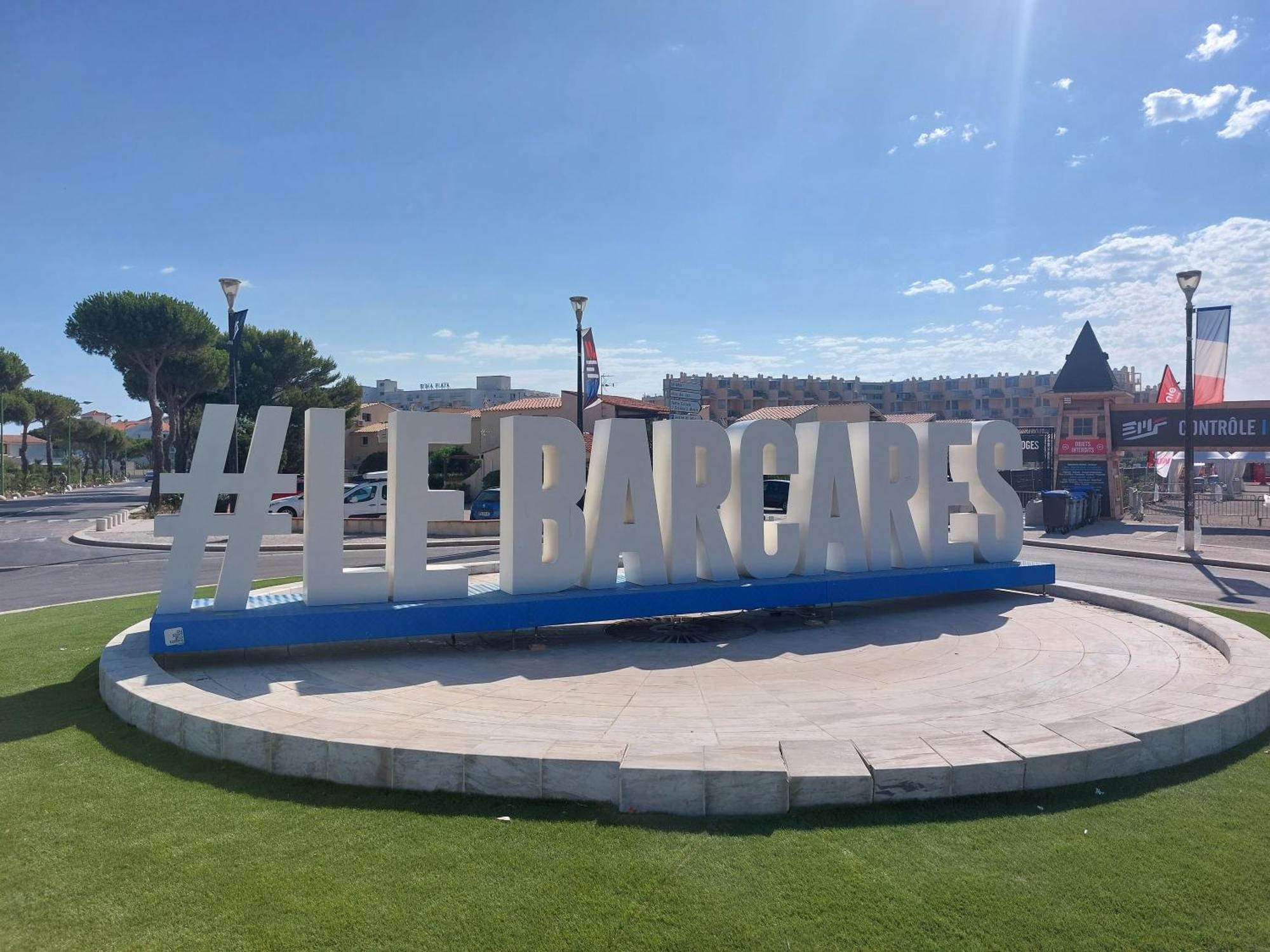 Agréable appartement rénové avec une terrasse vue mer, parking et Wifi gratuit Le Barcarès Exterior foto