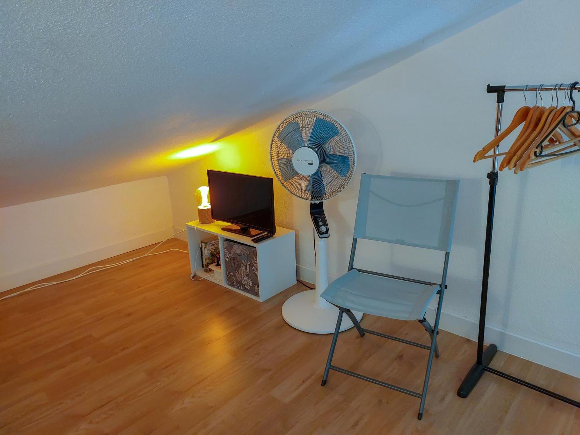 Agréable appartement rénové avec une terrasse vue mer, parking et Wifi gratuit Le Barcarès Exterior foto