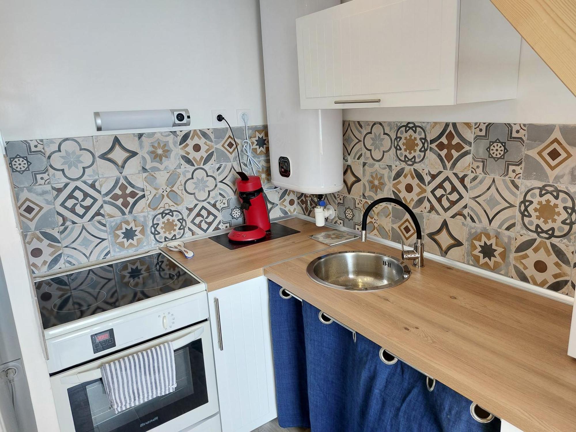 Agréable appartement rénové avec une terrasse vue mer, parking et Wifi gratuit Le Barcarès Exterior foto